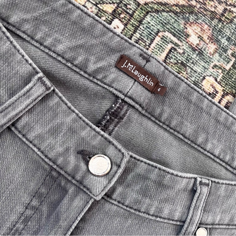 Bundle || Women’s J. McLaughlin Denim Lexi Skinny Jeans in White & Grey (4) - Picture 12 of 16